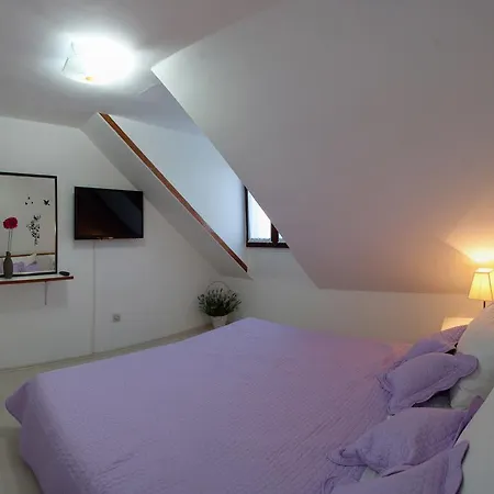 Antica Apartment *